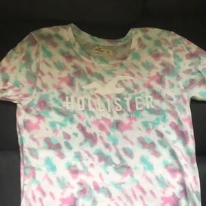Hollister Tee